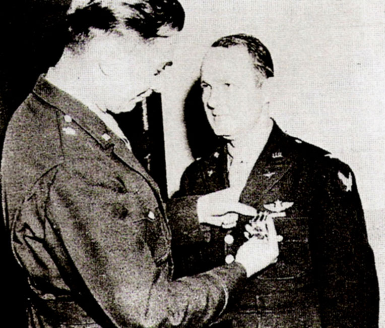 Colonel Hunter DFC Award Photo