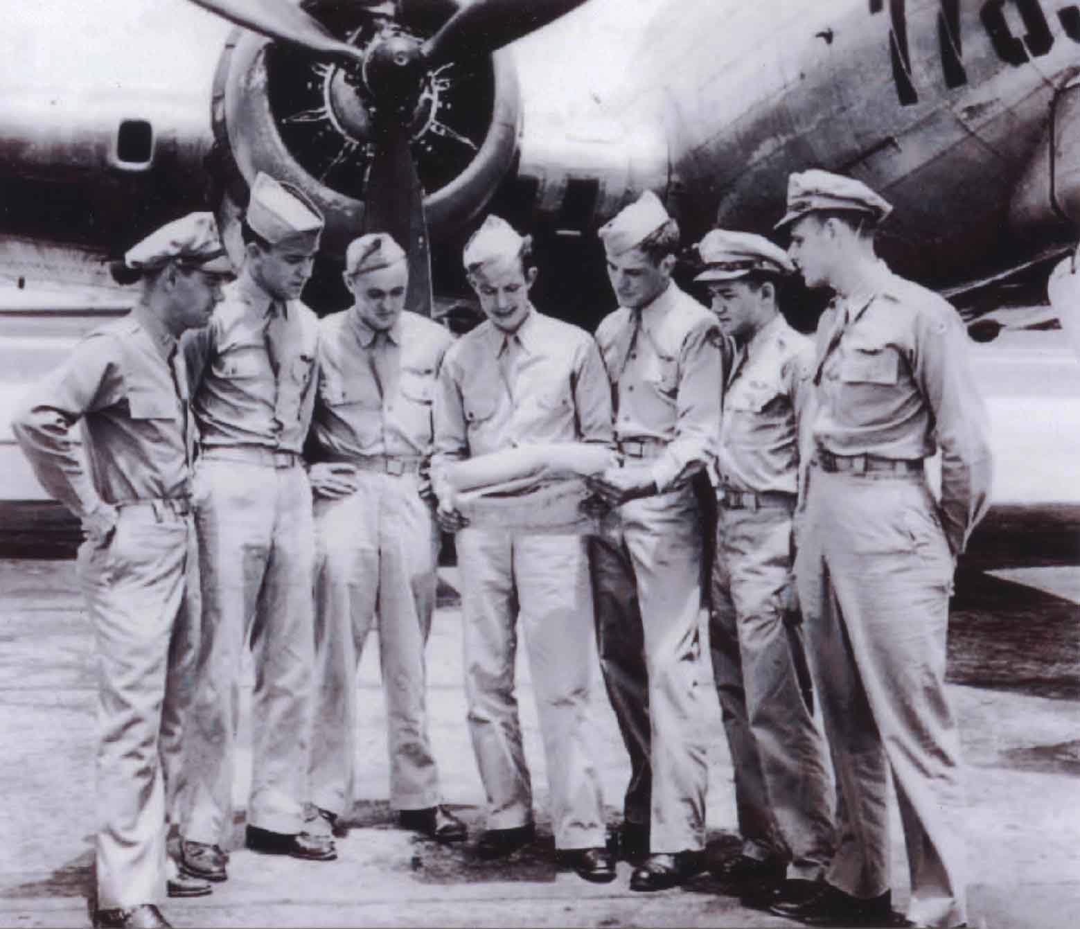 Buzza's Crew - 603rd Squadron - Training May-August 1944 - photo2